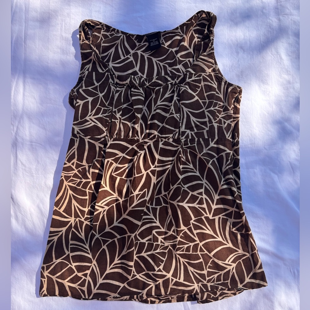 Willi Smith Brown Leaf Print Blouse